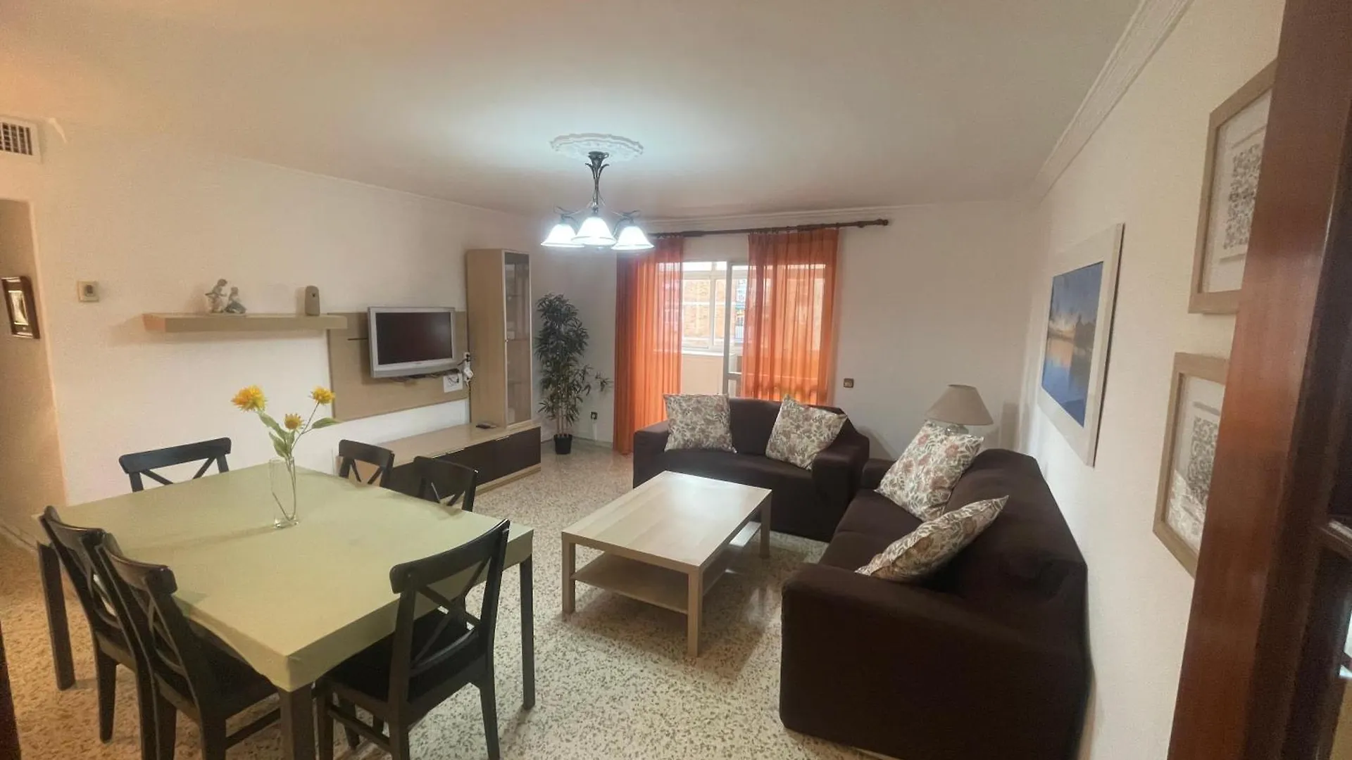 GRAN Y MAGNÍFICO APARTAMENTO EN MáLAGA